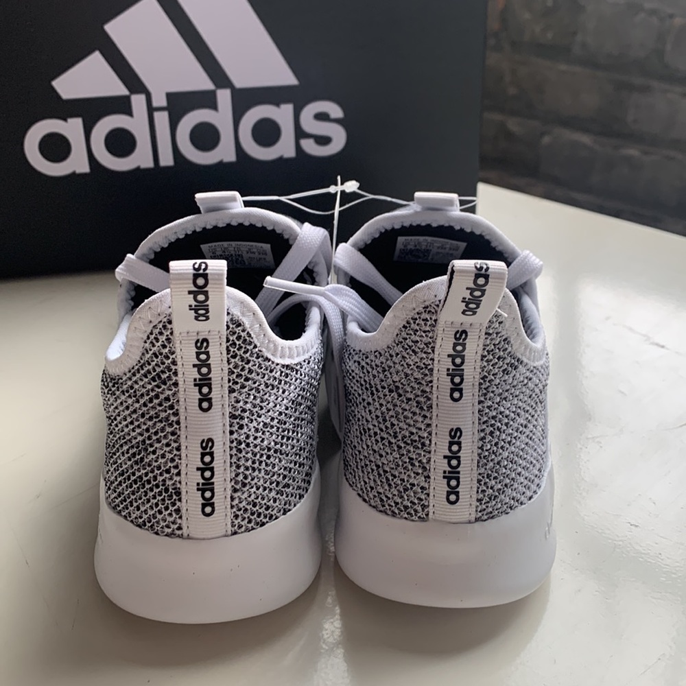 NWT Womens Adidas Cloudfoam Pure Athletic Running Shoes Gray White DB0695 - Picture 4 of 5